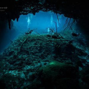 Cenote Angelita und Autowaschanlage