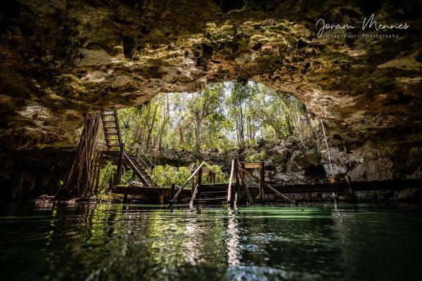 Cenote scuba diving